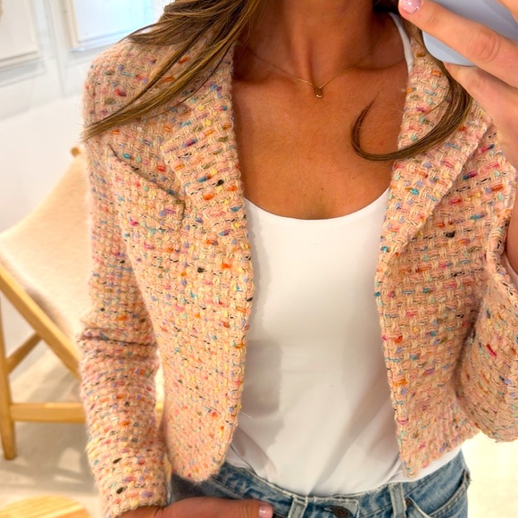 Chanel Tweed blazer - Picture 2 of 10